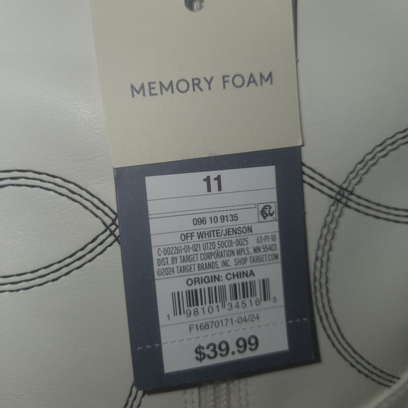 Boots - Picture 7 of 8